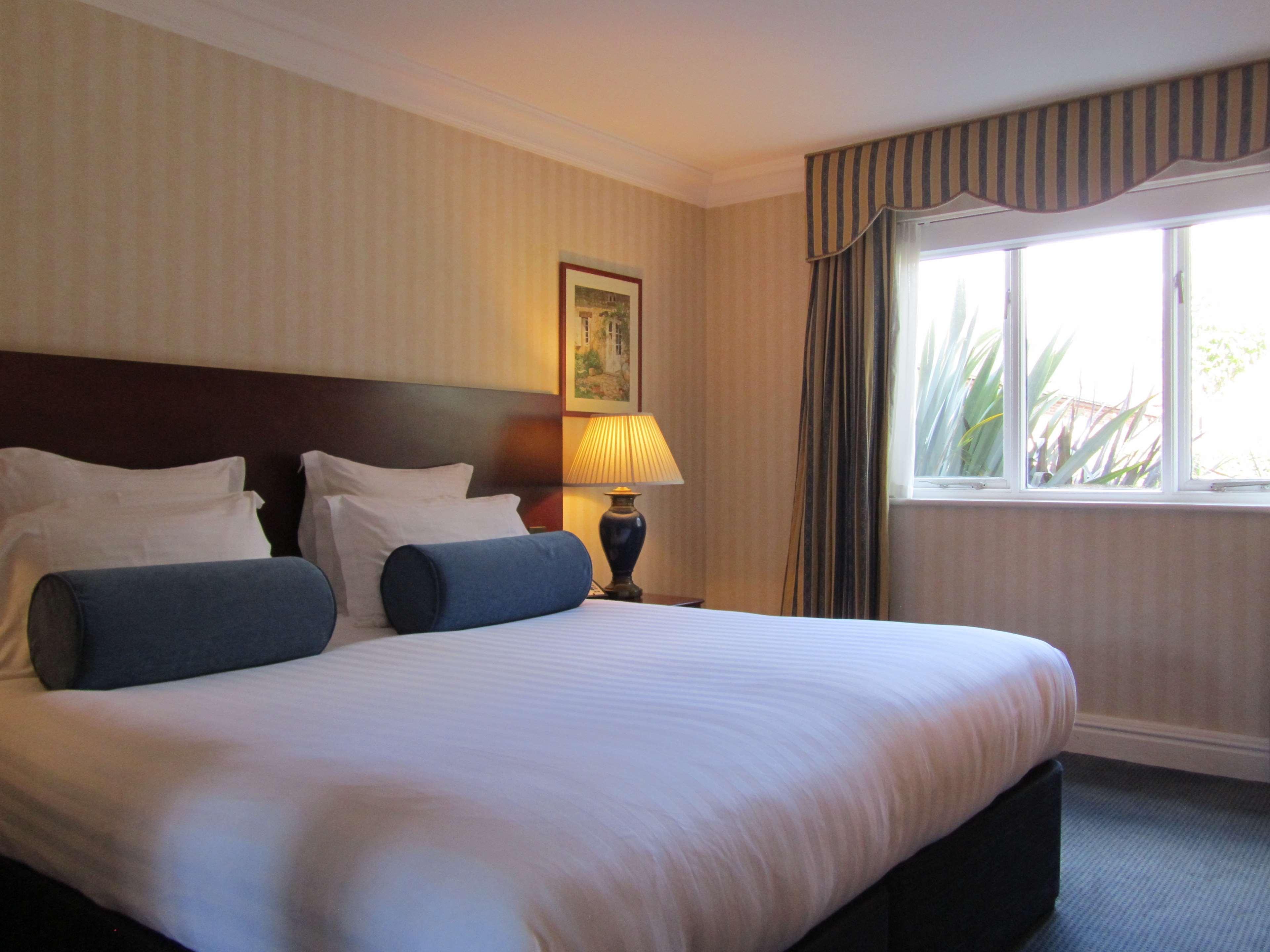Windmill Village Hotel, Golf Club & Spa, BW Signature Collection Coventry Bagian luar foto