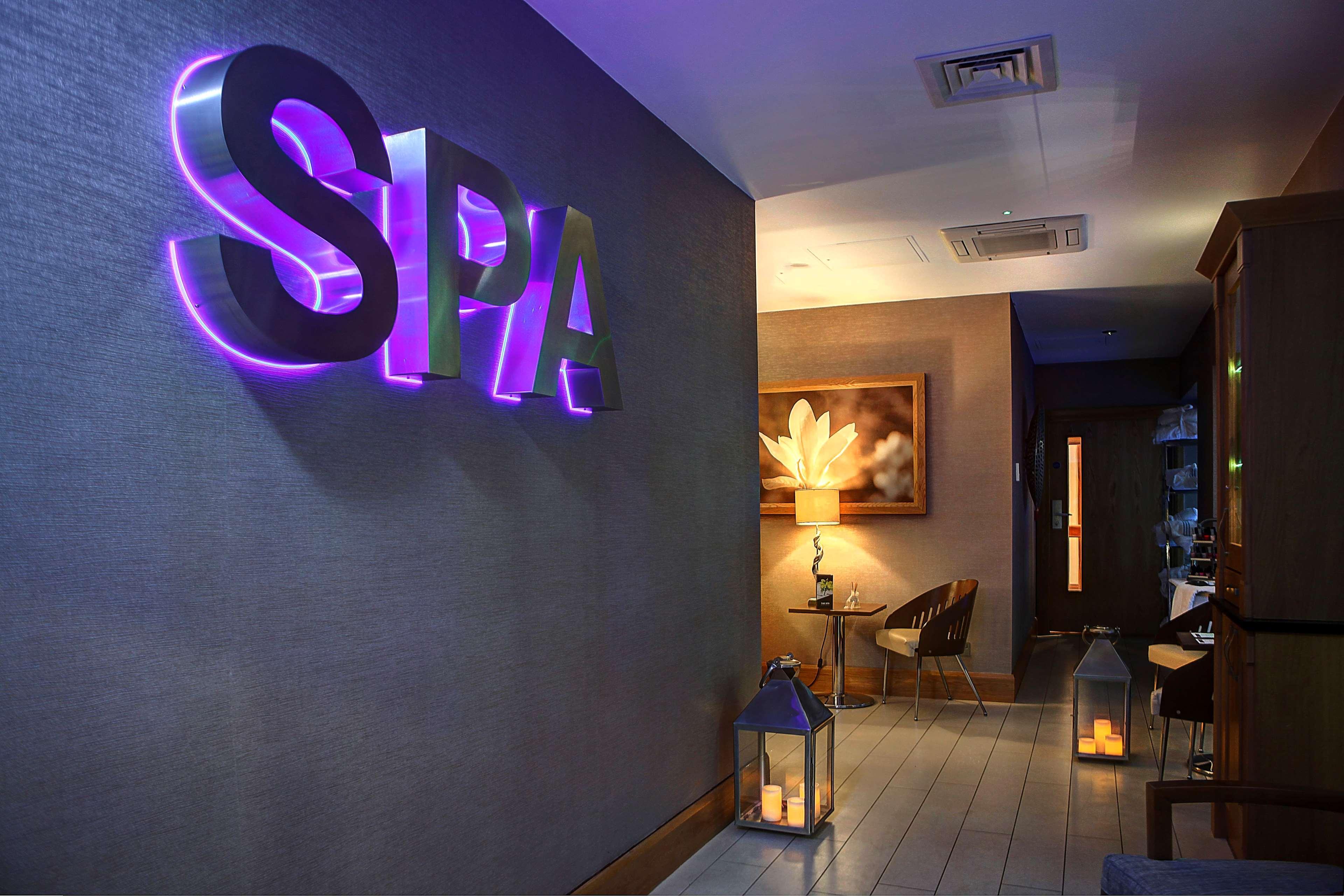 Windmill Village Hotel, Golf Club & Spa, BW Signature Collection Coventry Bagian luar foto