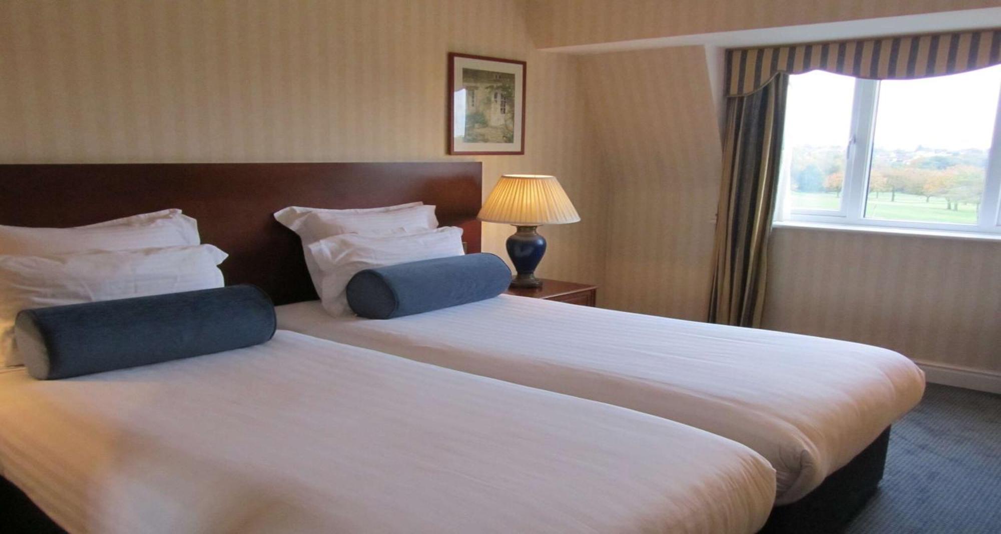 Windmill Village Hotel, Golf Club & Spa, BW Signature Collection Coventry Bagian luar foto