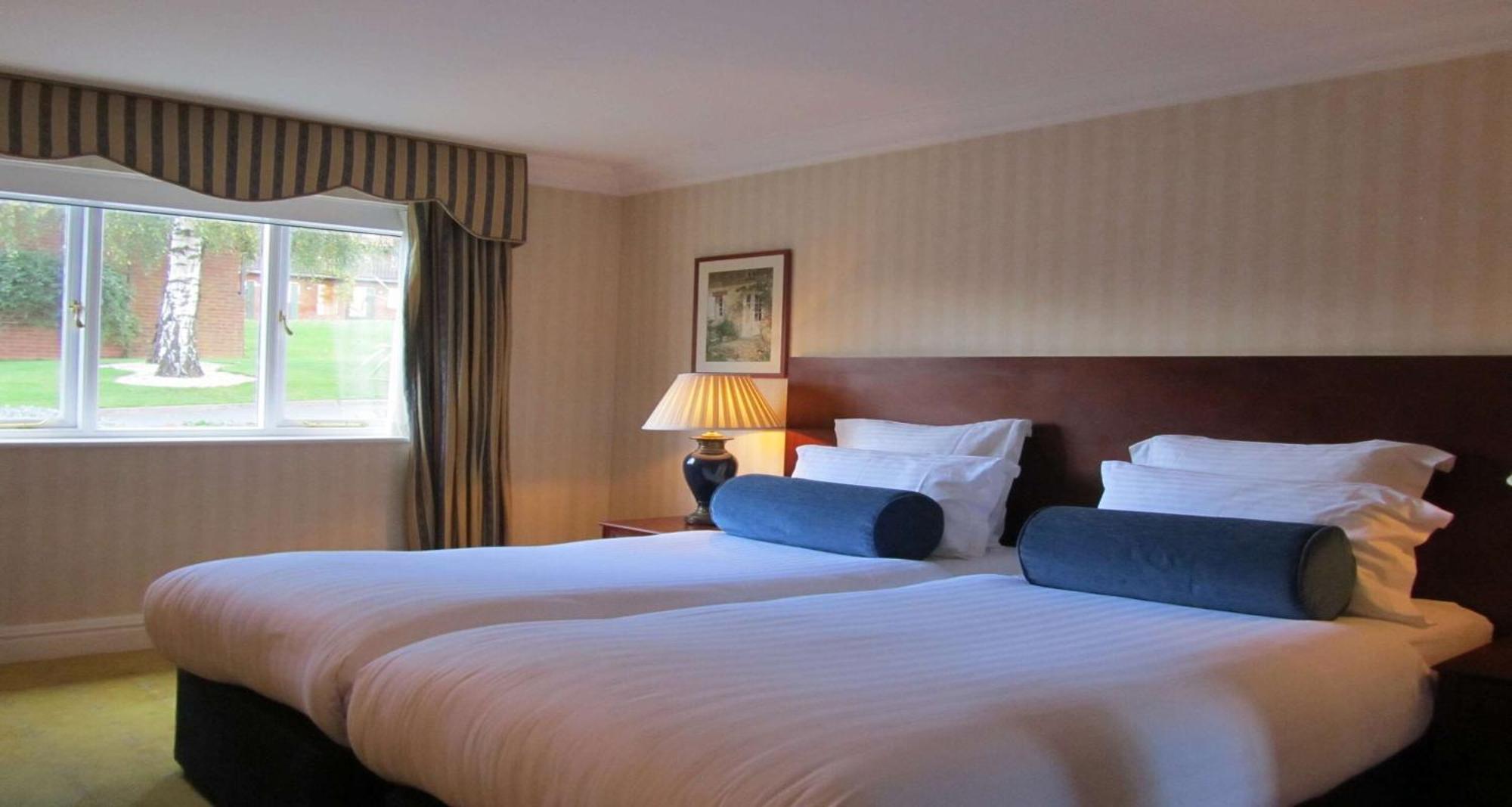 Windmill Village Hotel, Golf Club & Spa, BW Signature Collection Coventry Bagian luar foto